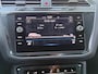Volkswagen Tiguan 1.5 TSI Life Business / AUTOMAAT / 1E EIGENAAR / VIRTUAL DISPLAY / TREKHAAK / NL-AUTO / NAVIGATIE / ECC / CRUISE