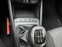 Kia Stonic 1.0 T-GDi DynamicLine / NAVI / AIRCO / CAMERA / CRUISE / HOGE INSTAP/ PARKEERSENSOREN / LMV 17" / NEDERLANDSE AUTO