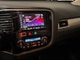 Mitsubishi Outlander 2.0 PHEV Instyle X-Line / TREKHAAK / OPEN DAK / LEDEREN BEKLEDING / CLIMATE / CRUISE CONTROL
