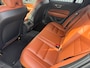 Volvo V60 2.0 B3 Essential Edition ECC / CRUISE / LEDER / NAVI / CAMERA / PARKEERSENSOREN V+A