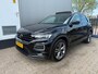 Volkswagen T-Roc 1.5 TSI Sport Business R / R-LINE / ELEK. SCHUIFKANTELDAK / APPLE CAR PLAY / NAVIGATIE / CRUISE / ECC / NL-AUTO