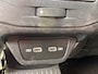 Volkswagen T-Roc 1.5 TSI Sport Business R / R-LINE / ELEK. SCHUIFKANTELDAK / APPLE CAR PLAY / NAVIGATIE / CRUISE / ECC / NL-AUTO