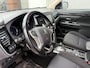Mitsubishi Outlander 2.4 PHEV Pure / 1E EIG / APPLE CAR PLAY / STOELVERWARMING / CRUISE / ECC / NL-AUTO / TREKHAAK / CAMERA