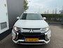 Mitsubishi Outlander 2.4 PHEV Pure / 1E EIG / APPLE CAR PLAY / STOELVERWARMING / CRUISE / ECC / NL-AUTO / TREKHAAK / CAMERA