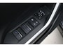 Toyota RAV4 2.5 Plug-in Hybrid AWD Bi-Tone Plus | Trekhaak | 360 camera | Leder | Stoelverwarming/-ventilatie | JBL | Head-up display | Navigatie | Apple Carplay / Android Auto | Stuurwiel verwarmd | Verwarmbare voorruit | Digitale binnenspiegel | 18 inch