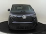 Volkswagen ID. Buzz L1 Pro Bulli 79 kWh 7p. | Trekhaak | Sluithulp | 7 persoons | Two-Tone | Adaptieve Cruise Control |