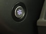 Volkswagen ID. Buzz L1 Pro Bulli 79 kWh 7p. | Trekhaak | Sluithulp | 7 persoons | Two-Tone | Adaptieve Cruise Control |
