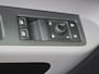 Volkswagen ID. Buzz L1 Pro Bulli 79 kWh 7p. | Trekhaak | Sluithulp | 7 persoons | Two-Tone | Adaptieve Cruise Control |