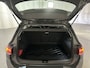 Volkswagen Golf 1.5 TSI Life Business Alcantara Sfeerverlichting Stoelverwarming DAB+