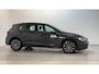 Volkswagen Golf 1.5 TSI Life Business Alcantara Sfeerverlichting Stoelverwarming DAB+