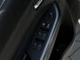 Suzuki Vitara 1.4 Boosterjet Comfort Smart Hybrid, TWO-TONE, NAVIGATIE, CRUISE CONTROL, CAMERA, KEYLESS, DAB, LED, CLIMATE CONTROL, STOELVERWARMING, LICHTMETAAL 17"