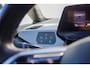 Volkswagen ID.3 204pk First Plus 58 kWh | Trekhaak | Achteruitrijcamera | Stoelverwarming