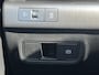 Hyundai Kona Electric Long Range Pure Edition 64.8 kWh | Parkeersensoren voor en achter | Adaptieve Cruise Control | Keyless entry en start |