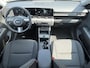 Hyundai Kona Electric Long Range Pure Edition 64.8 kWh | Parkeersensoren voor en achter | Adaptieve Cruise Control | Keyless entry en start |