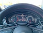 Audi A4 Limousine 40 TFSI 190PK Sport S line black edition / Parkeersensoren / Getint glas / Navigatie / Lederen bekleding / 19'' LMV