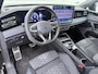 Volkswagen Tiguan 1.5 eHybrid R-Line | Trekhaak | Head-up Display | 360 Camera | Side Assist | ACC | Elek. Achterklep | Stuur-/Stoelverwarming V+A | Sportstoelen | Spiegelpakket | 20'' |