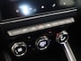 Renault Clio 1.0 TCe Intens | Afneembare trekhaak | Navigatie | Climate control | Cruise control |