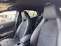 Mercedes-Benz GLA 180 AMG Night Edition Plus Automaat | Afneembare Trekhaak | Navigatie | Camera | Cruise Control | Stoelverwarming | | Airco | Audioinstallatie met CD-speler | Bi-xenon koplampen