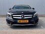 Mercedes-Benz GLA 180 AMG Night Edition Plus Automaat | Afneembare Trekhaak | Navigatie | Camera | Cruise Control | Stoelverwarming | | Airco | Audioinstallatie met CD-speler | Bi-xenon koplampen