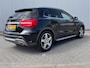Mercedes-Benz GLA 180 AMG Night Edition Plus Automaat | Afneembare Trekhaak | Navigatie | Camera | Cruise Control | Stoelverwarming | | Airco | Audioinstallatie met CD-speler | Bi-xenon koplampen
