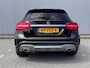 Mercedes-Benz GLA 180 AMG Night Edition Plus Automaat | Afneembare Trekhaak | Navigatie | Camera | Cruise Control | Stoelverwarming | | Airco | Audioinstallatie met CD-speler | Bi-xenon koplampen