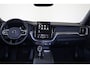 Volvo XC60 T6 Recharge AWD Plus Dark - IntelliSafe Assist & Surround - Harman/Kardon audio - Parkeercamera achter - Verwarmde voorstoelen, stuur & achterbank - Parkeersensoren voor & achter - Elektr. bedienb. voorstoelen met geheugen - Draadloze tel. lader - Extra getint glas - 21' LMV