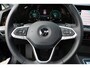Volkswagen Golf 1.4 eHybrid 204pk Style DSG Automaat / Panorama schuifdak / Navigatie / LM 16 inch / Camera / Digital Cockpit Pro