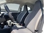Toyota Aygo 1.0 VVT-i x-play Apple Carplay/Android Auto, achteruitrij camera, airconditioning, Nederlandse auto!