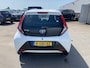 Toyota Aygo 1.0 VVT-i x-play Apple Carplay/Android Auto, achteruitrij camera, airconditioning, Nederlandse auto!