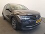 Volkswagen Tiguan 1.5 TSI 150pk DSG/AUT Life Business Wegklapbare trekhaak, Camera, Climatronic