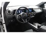 Mercedes-Benz B-klasse 200 Business Solution Luxury Automaat | Navigatie | Achteruitrijcamera | Cruise Control | Airco | Trekhaak 1600kg