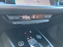 Audi Q4 e-tron 40 Advanced edition 204pk 77 kWh · Leder · Trekhaak · Camera + Parkeersensoren · Apple/Android Car Play · Stoelverwarming ·