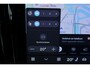 Volvo V60 B4 Essential Edition | Stoelverwarming | Stuurwielverwarming | Parkeersensoren voor + achter | Parkeercamera | BLIS | Lederen Bekleding | Pilot Assist | Google Infotainment