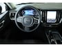 Volvo V60 B4 Essential Edition | Stoelverwarming | Stuurwielverwarming | Parkeersensoren voor + achter | Parkeercamera | BLIS | Lederen Bekleding | Pilot Assist | Google Infotainment