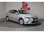 Lexus CT 200h Business Line, Dealer onderhouden, Navigatie, Cruise control, Lichtmetaal, Led, Achteruitrijcamera, Parkeersensoren, Regen, Lichtsensor