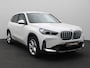 BMW iX1 xDrive30 Launch Edition 67 kWh 313PK Aut. SOH 98,96%, Trekhaak, Keyless, 360gr. Camera, Adaptieve Cruise Control, Head-Up Display, 18" LM Velgen