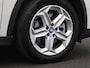 BMW iX1 xDrive30 Launch Edition 67 kWh 313PK Aut. SOH 98,96%, Trekhaak, Keyless, 360gr. Camera, Adaptieve Cruise Control, Head-Up Display, 18" LM Velgen