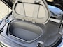 Volvo XC40 Single Motor Extended Range Core 82 kWh | ALL-SEASON banden | Trekhaak |