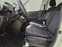 Hyundai Inster Evolve Plus 49 kWh / SOH 100% / Origineel Nederlands / Fabrieksgarantie tot 03-2030 / Stuur & Stoelverwarming / V2L / Stuur- & Stoelverwarming / CCS snelladen / warmtepomp / Rondomzicht camera / Draadloze telefoon lader / Apple Carplay Android Auto /