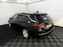 Opel Astra Sports Tourer 1.4 Innovation Navi, Parkeersensoren, Half leder, Rijstrook correctie, Keyless start, Cruise control, Lichtmetalen velgen