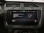 Volkswagen Tiguan 1.4 TSI eHybrid Elegance | Trekhaak elektrisch wegklapbaar | Head-Up Display | Achteruitrijcamera | Stoel- en stuurverwarming