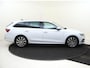 Skoda Octavia Combi 1.4 TSI iV PHEV Business Edition | SoH 92% | Navigatie | Head-up display | Adaptieve cruise control | Achteruitrijcamera | Keyless | Elektrische stoelen met geheugen | Dodehoek detectie |