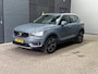 Volvo XC40 2.0 B4 Momentum Pro | ACC | Trekhaak | Stoel+Stuurverwarming | Camera | BLIS | 19 Inch