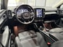 Volvo XC40 2.0 B4 Momentum Pro | ACC | Trekhaak | Stoel+Stuurverwarming | Camera | BLIS | 19 Inch