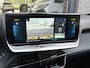 Peugeot e-208 EV GT Pack 50 kWh Achteruitrijcamera - Apple carplay - Airco - Parkeersensoren - Navigatie - Licht metalen velgen 17 inch - Bluetooth - Led verlichting - Dodehoek detectie - keyless start/ entry - Extra getint - Elektrische ramen - Radio - Stuur leder - Stuur multifunctioneel - Cruise control