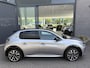 Peugeot e-208 EV GT Pack 50 kWh Achteruitrijcamera - Apple carplay - Airco - Parkeersensoren - Navigatie - Licht metalen velgen 17 inch - Bluetooth - Led verlichting - Dodehoek detectie - keyless start/ entry - Extra getint - Elektrische ramen - Radio - Stuur leder - Stuur multifunctioneel - Cruise control