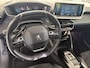 Peugeot e-208 EV GT Pack 50 kWh Achteruitrijcamera - Apple carplay - Airco - Parkeersensoren - Navigatie - Licht metalen velgen 17 inch - Bluetooth - Led verlichting - Dodehoek detectie - keyless start/ entry - Extra getint - Elektrische ramen - Radio - Stuur leder - Stuur multifunctioneel - Cruise control