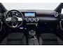 Mercedes-Benz A-klasse 180 Premium Plus AMG-Line | Sfeerverlichting | Panoramadak | CarPlay | Camera | Digital Cockpit |