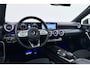 Mercedes-Benz A-klasse 180 Premium Plus AMG-Line | Sfeerverlichting | Panoramadak | CarPlay | Camera | Digital Cockpit |