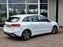 Mercedes-Benz B-klasse 200 Luxury Line | Trekhaak | Achteruitrijcamera | Stoelverwarming | Spoorassistent | LED verlichting | Elektrische achterklep